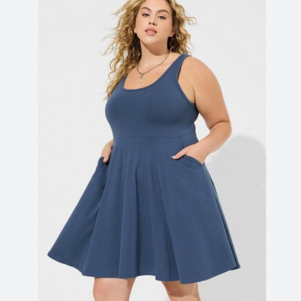 NWOT Torrid Foxy Skater Mini Dress 3x 3 22 24